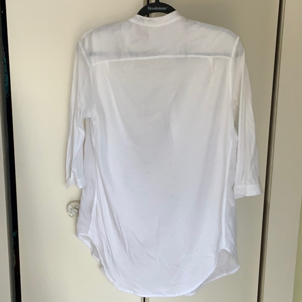 White Button Down Three-Quarter Sleeve Tunic Hund… - image 6